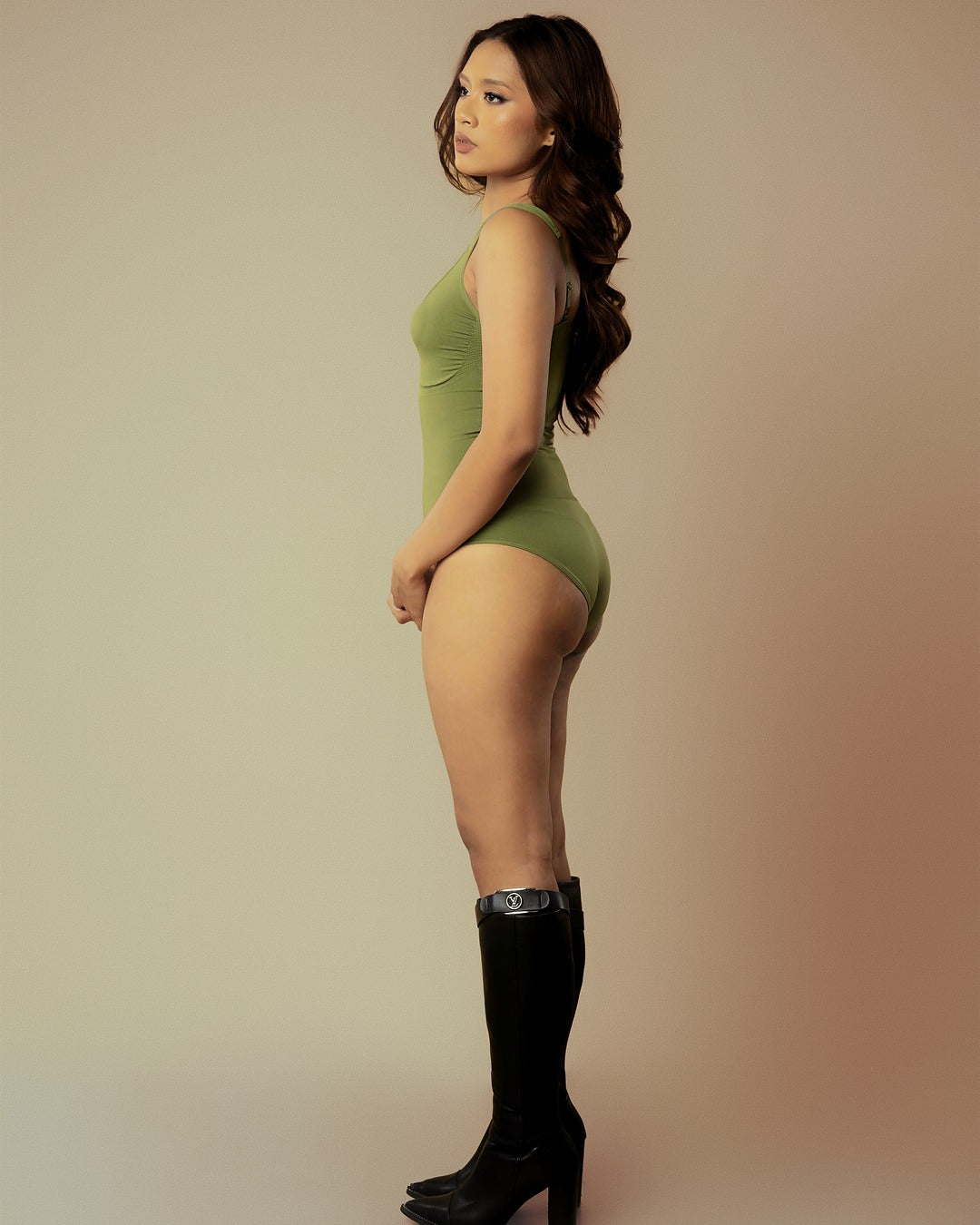 Diamond Neck Waist Sculpting Body Konturing Suit - Pistachio